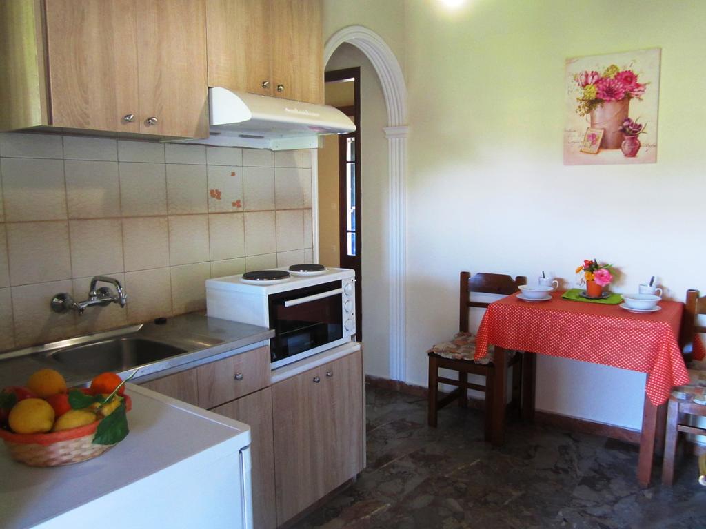 Varvara Studios & Apartments I Peroulades  Chambre photo